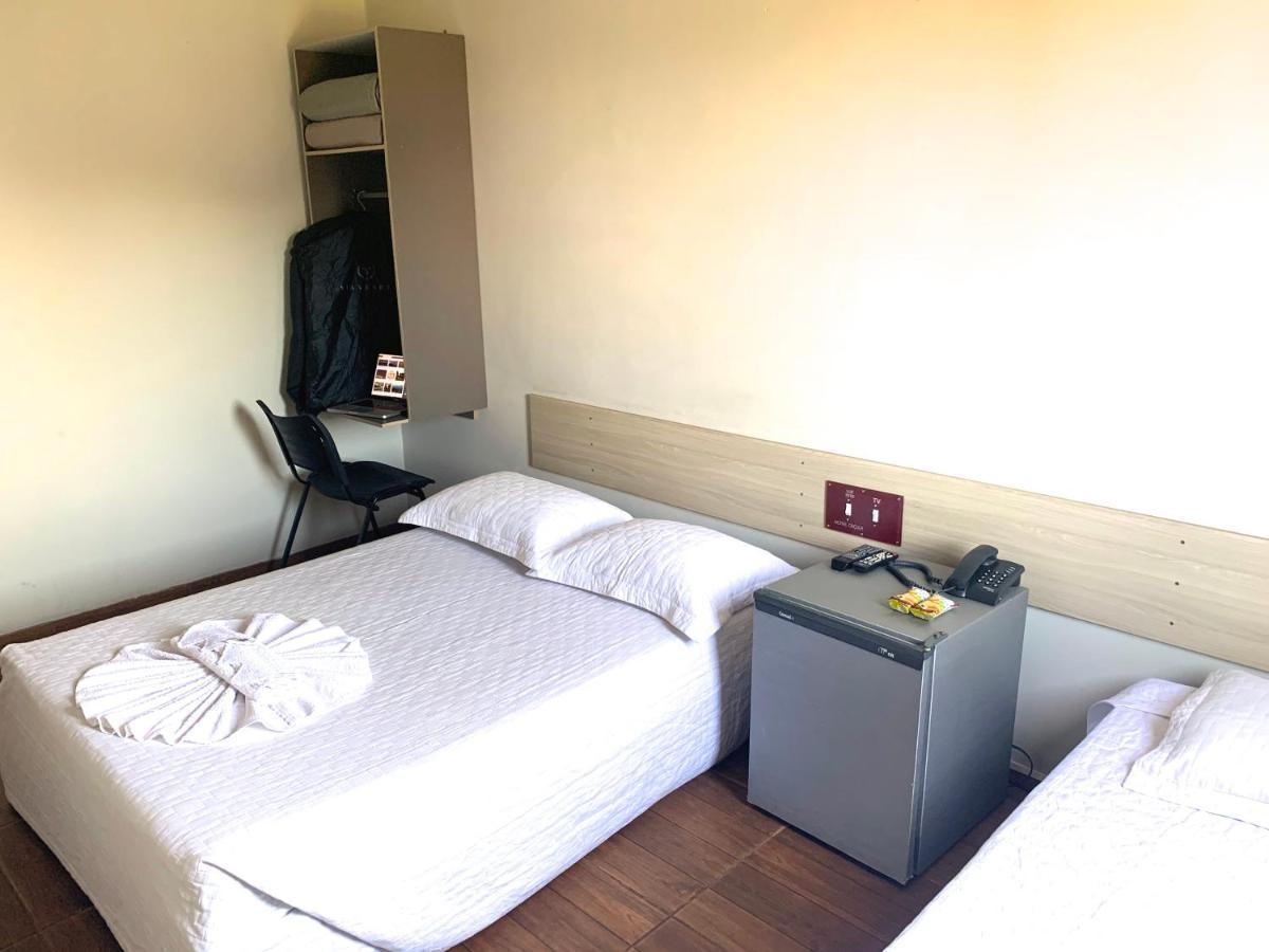 Hotel Cacula Londrina Exteriör bild